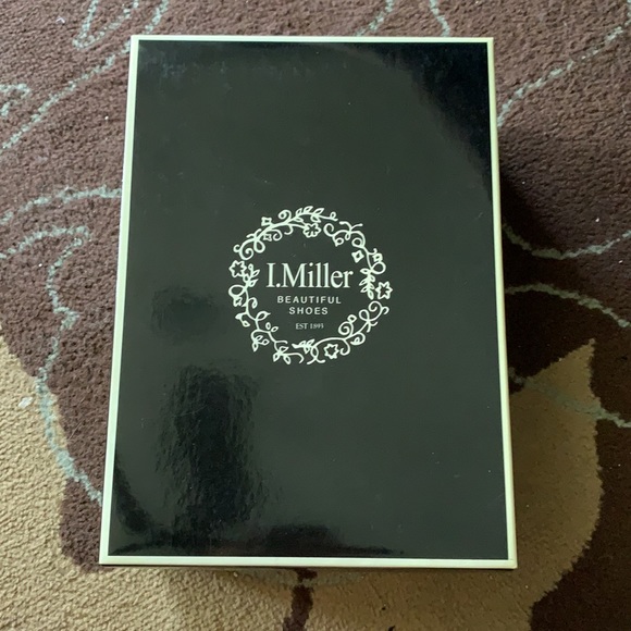 Silver Rhinestone Embossed Heels - Picture 9 of 10